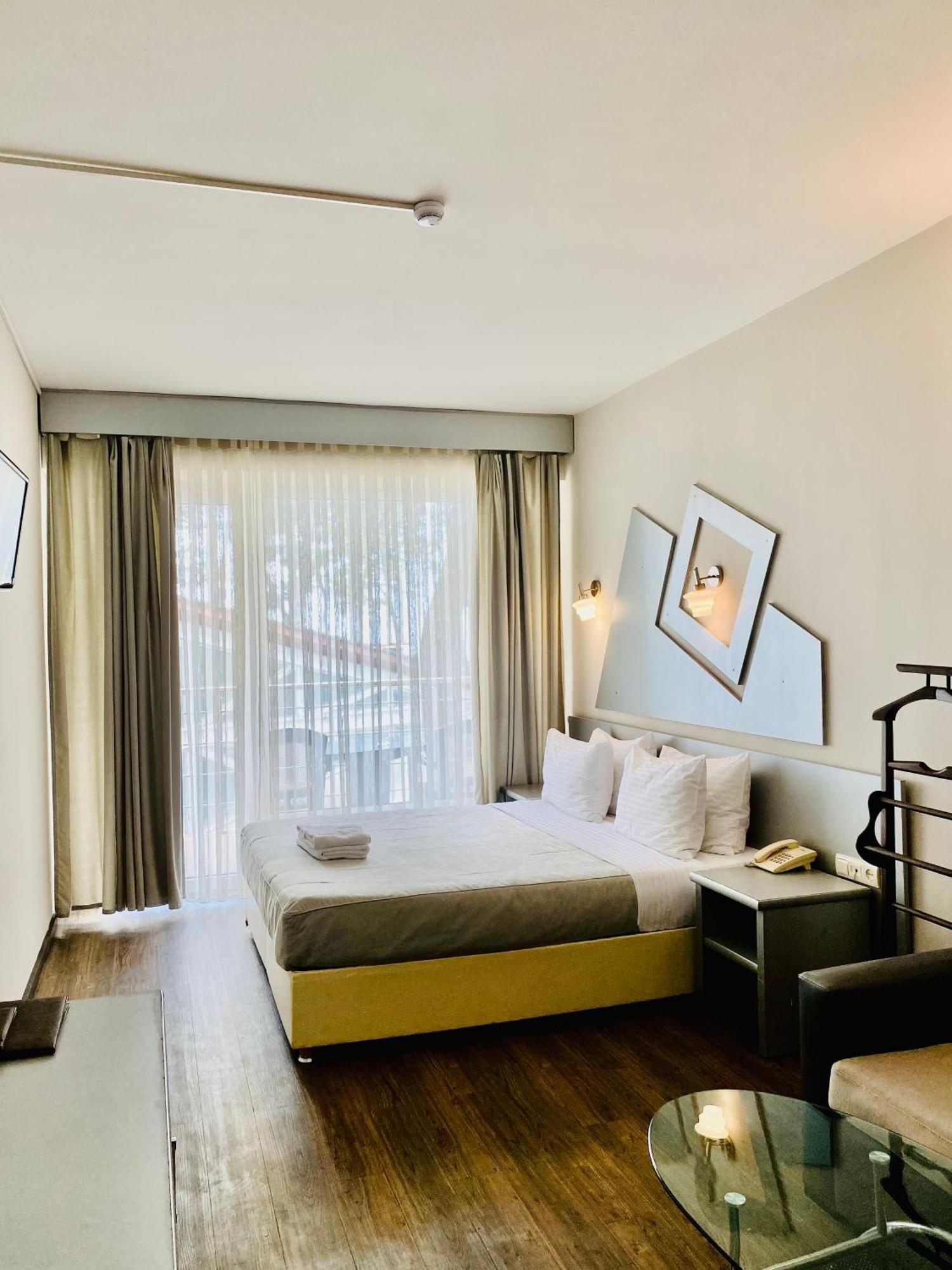 Villa Reta Hotel & Spa グリゴレティ エクステリア 写真